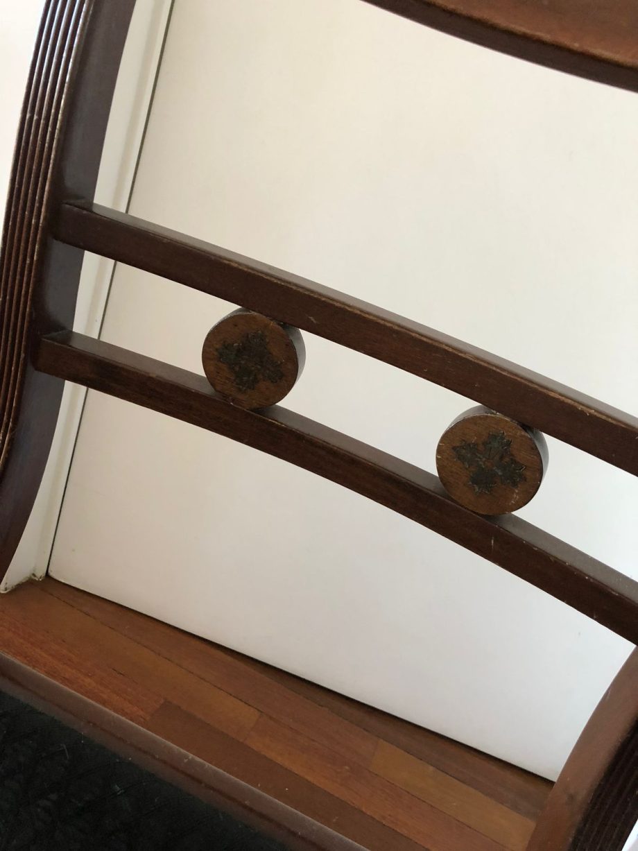 Juego de comedor estilo inglés