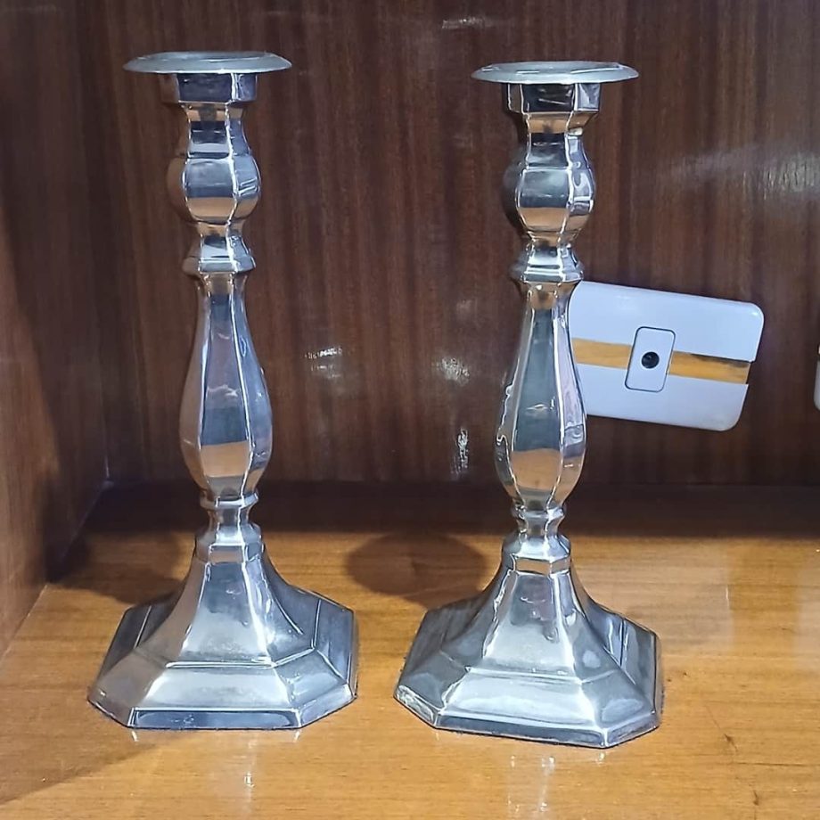 Candeleros en metal plateado