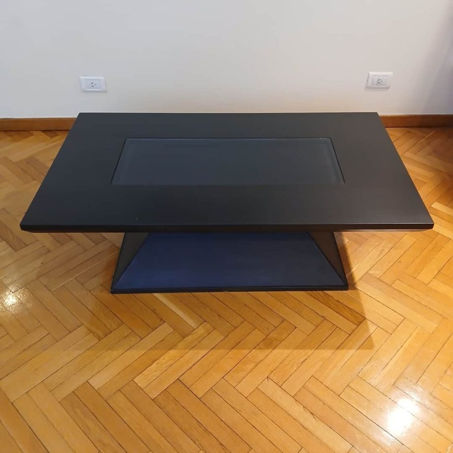 Mesa frente sofá de diseño