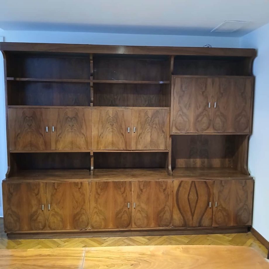 Mueble vajillero vintage