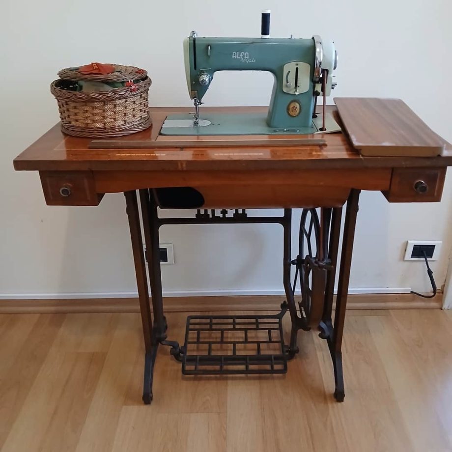 Máquina de coser Singer