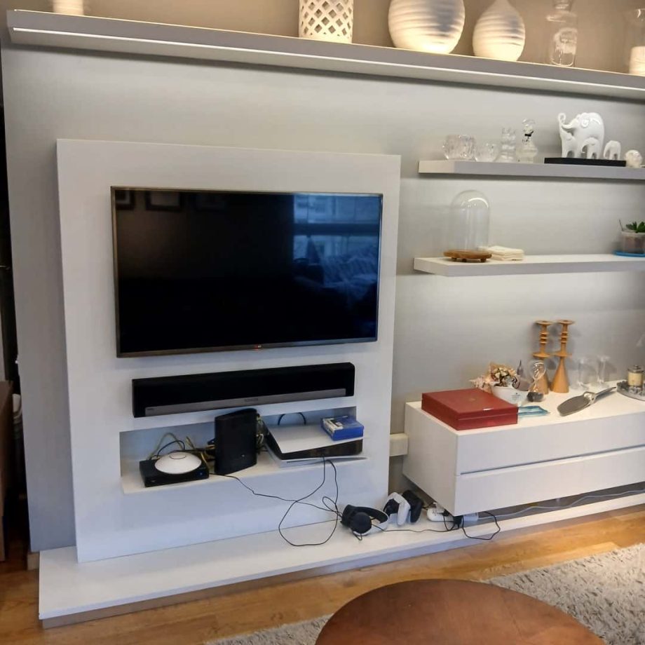 Mueble auxiliar de diseño para audio y TV