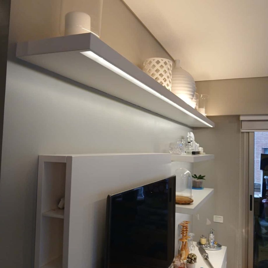 Mueble auxiliar de diseño para audio y TV