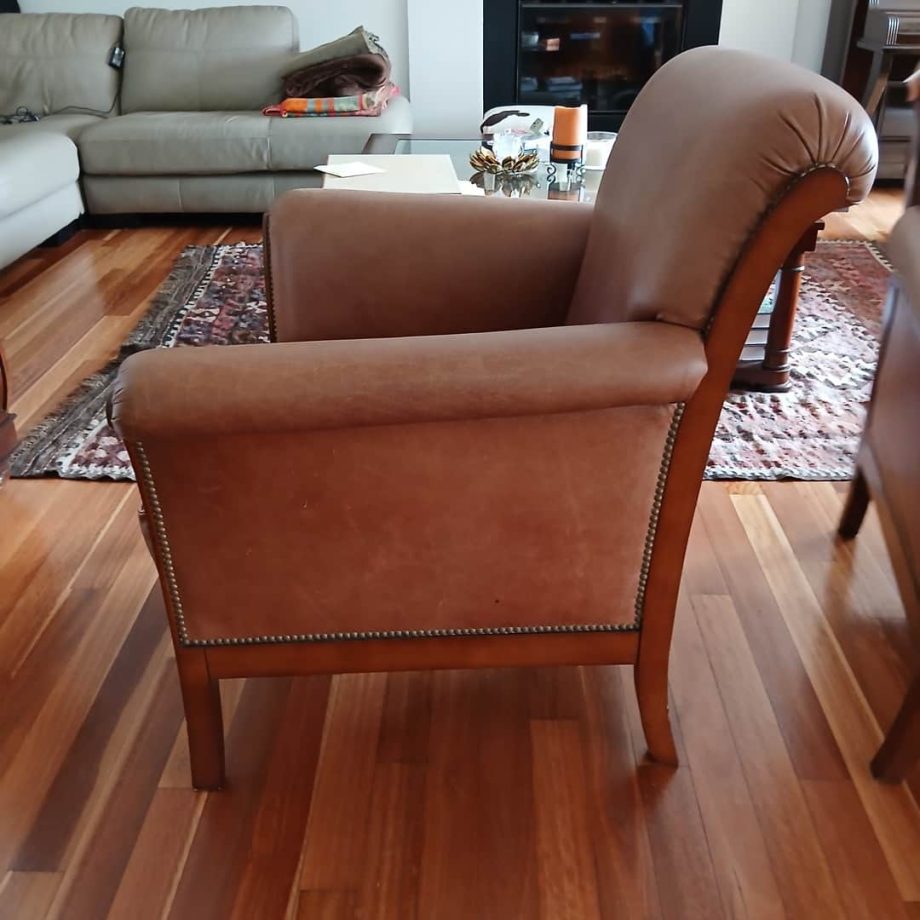 Par de sillones en cuero