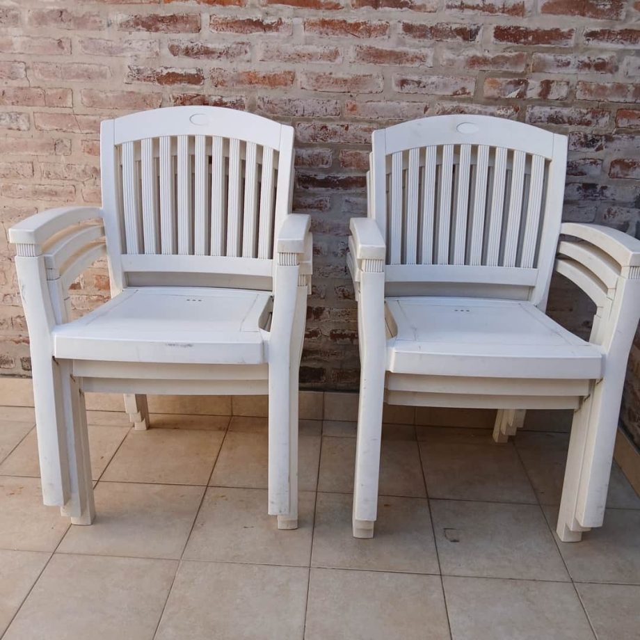 Mesa + sillas