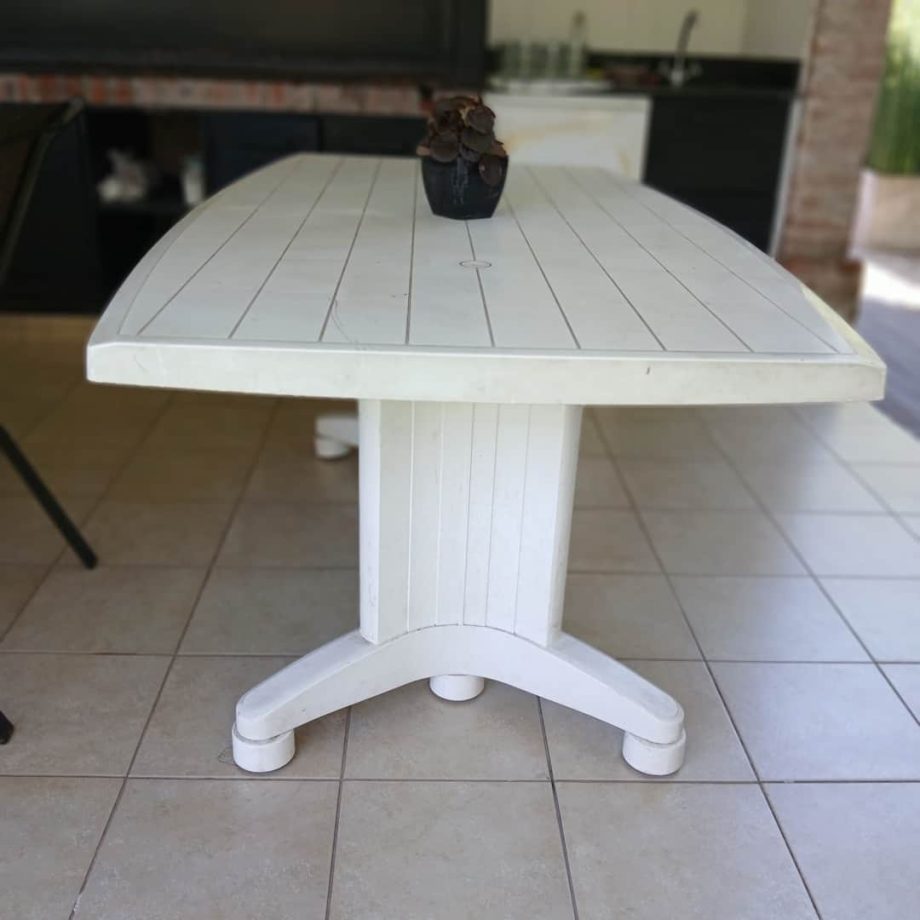 Mesa + sillas