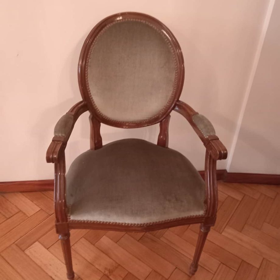 Juego de comedor estilo francés