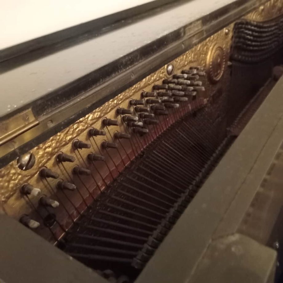 Piano + taburete
