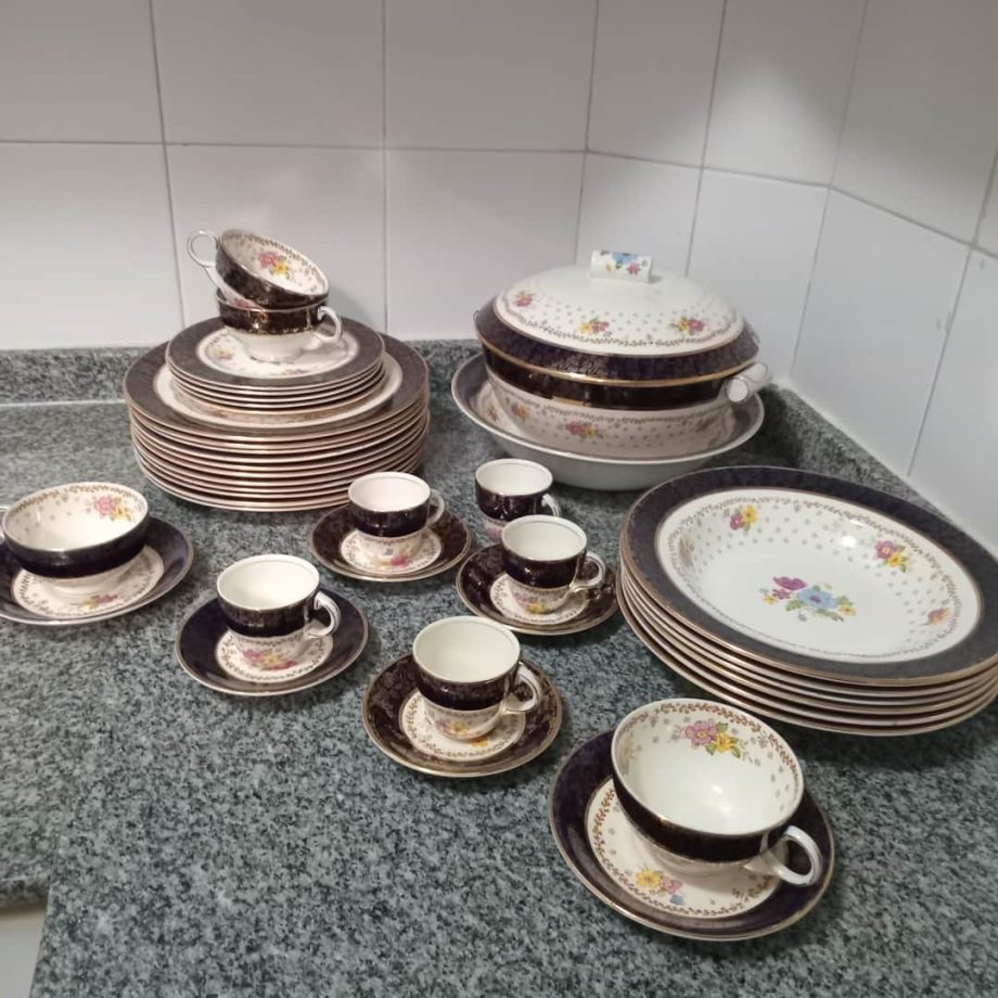 Lote de vajilla Barratt´s