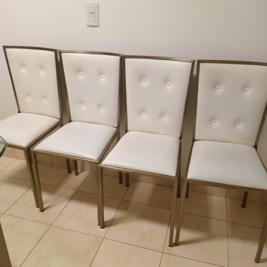 Mesa + sillas