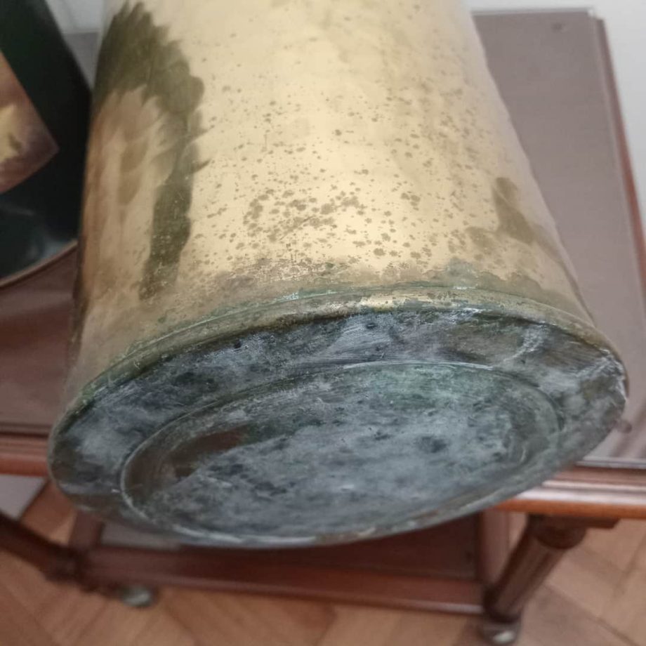 Paraguero y papelero