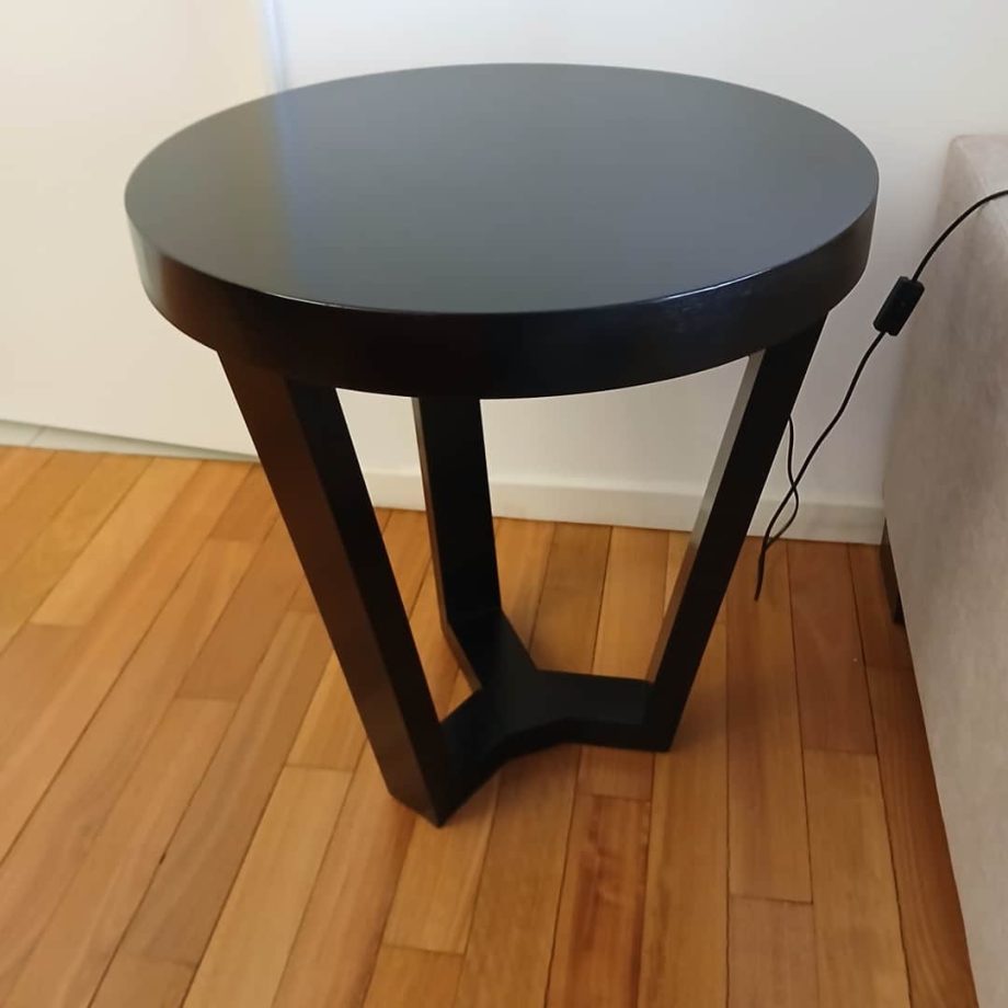 Mesa costado sofá de diseño