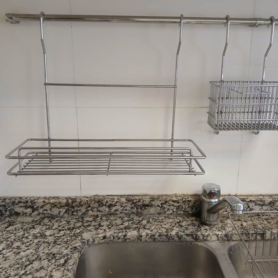 Organizador y cesto de basura