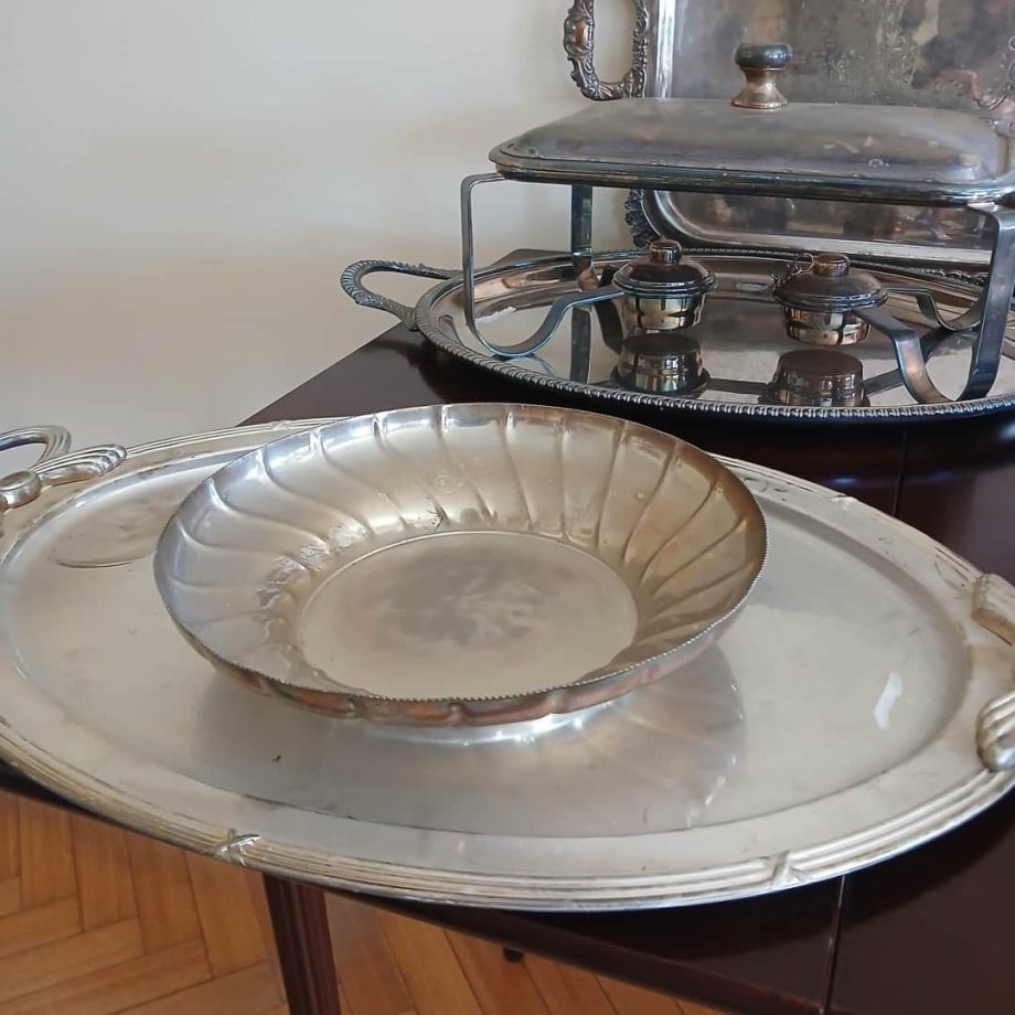 Metal plateado
