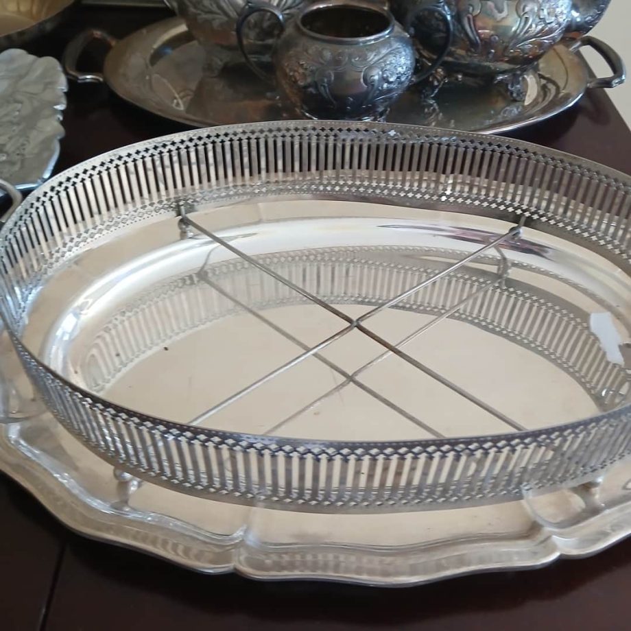 Metal plateado