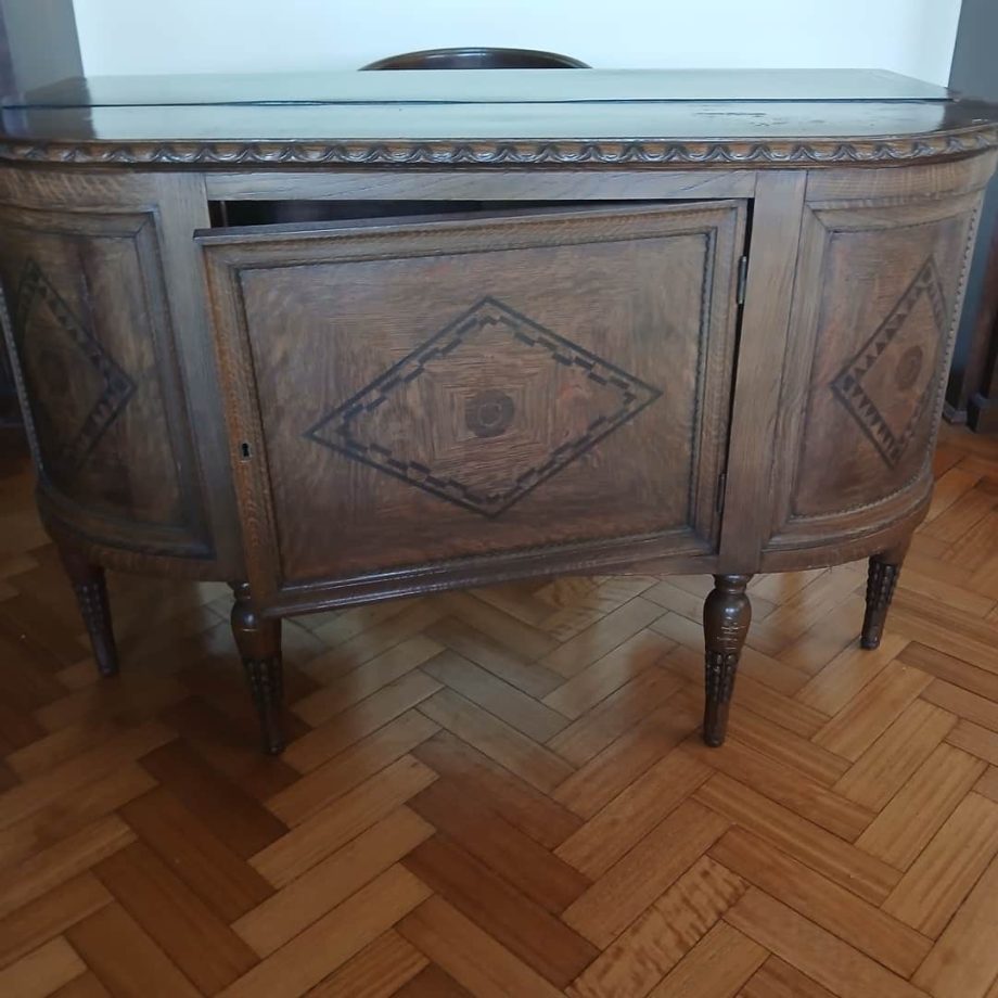Escritorio y silla