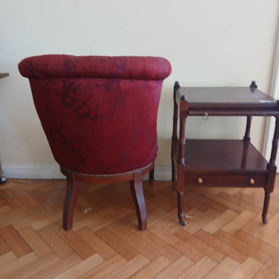 Sillón + mesa auxiliar