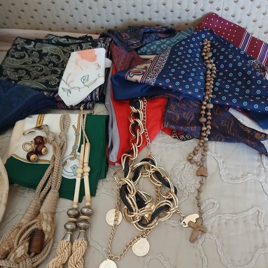 Pañuelos, sobreros y bijou