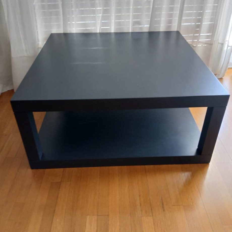 Mesa costado sofá