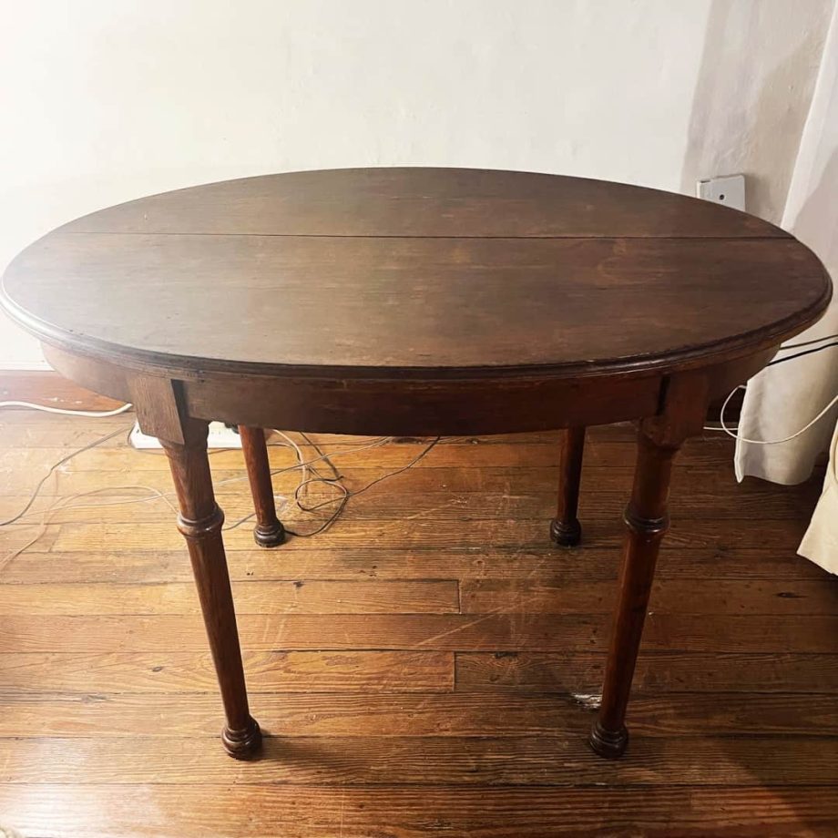 Mesa auxiliar oval
