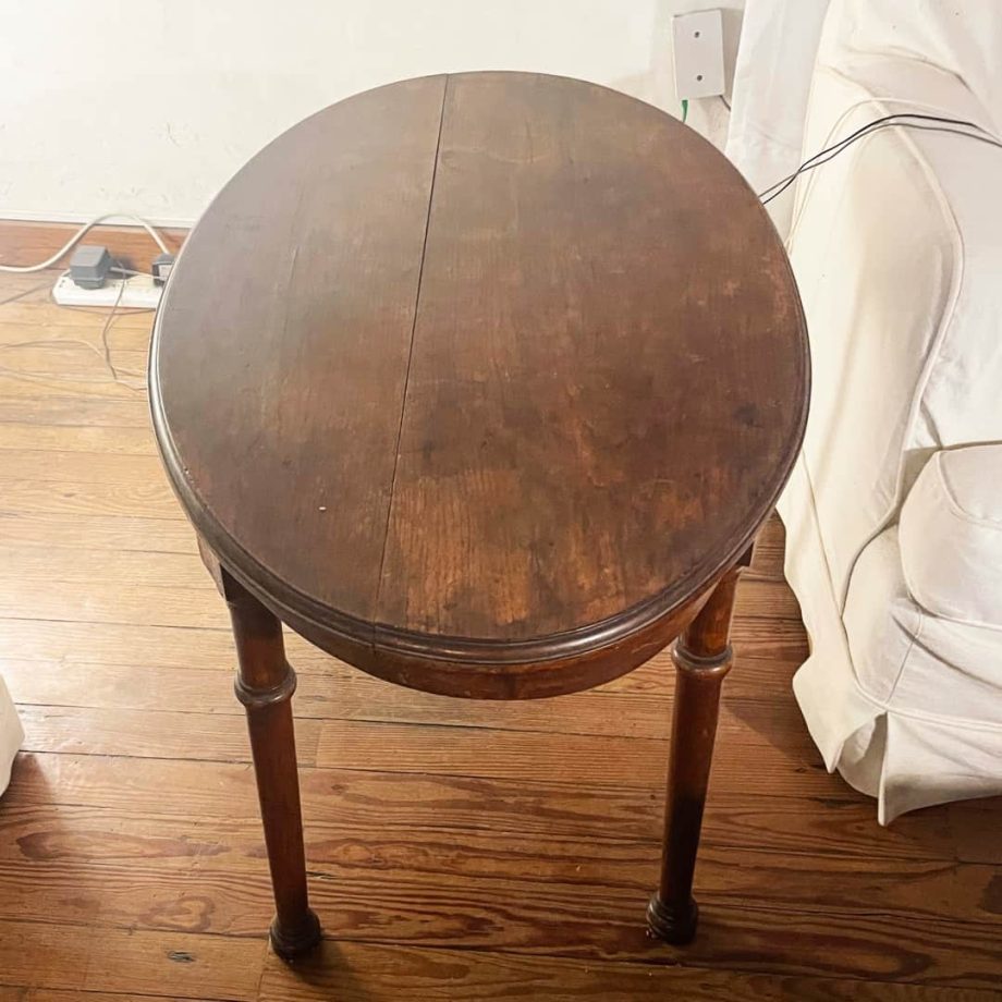 Mesa auxiliar oval
