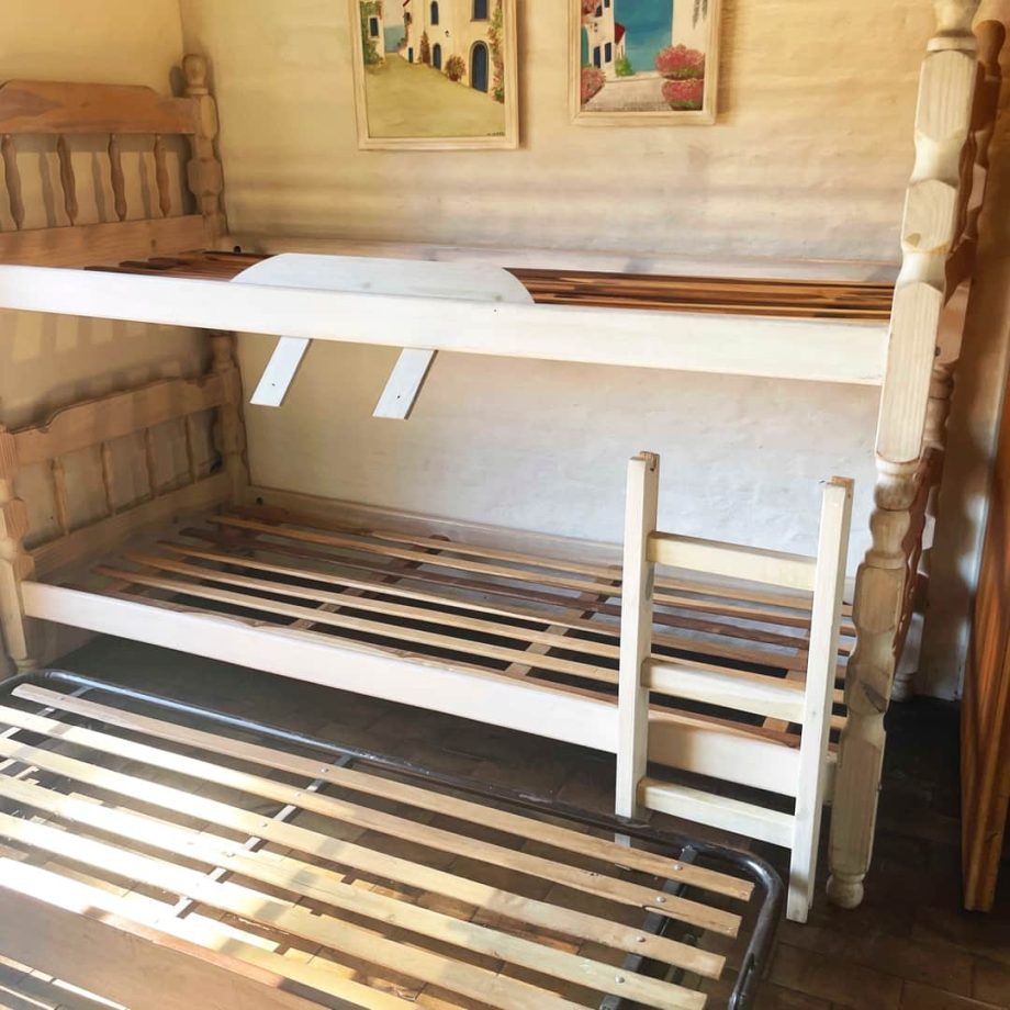 Cama cucheta con carro