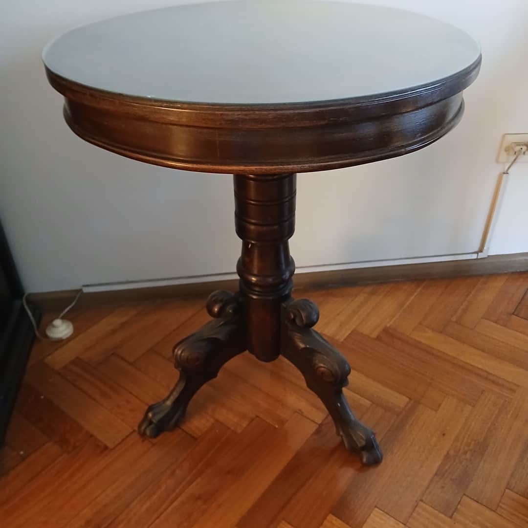 Mesa auxiliar redonda