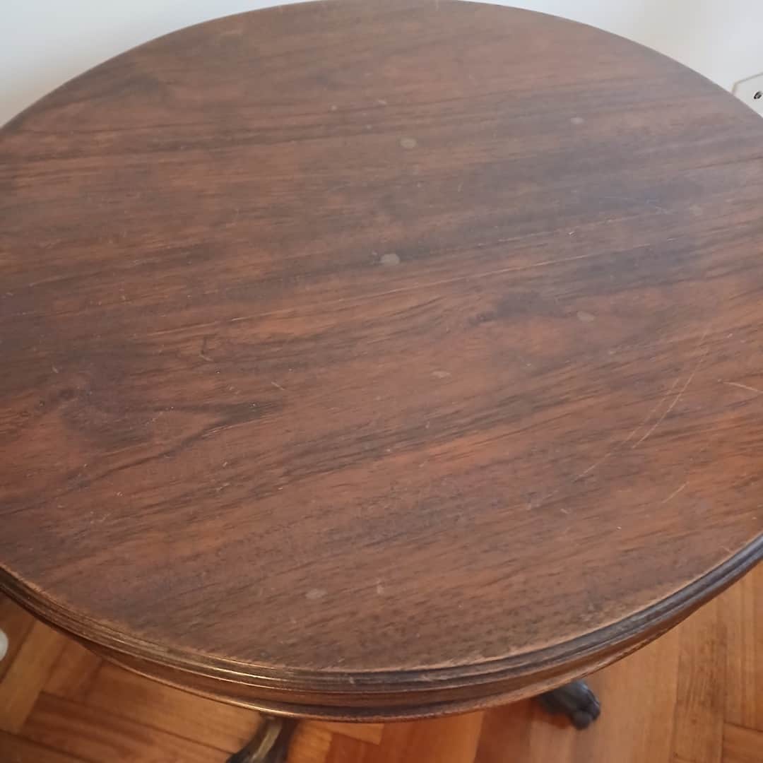 Mesa auxiliar redonda