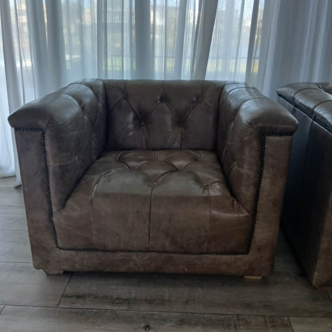 Par de sillones estilo Chester