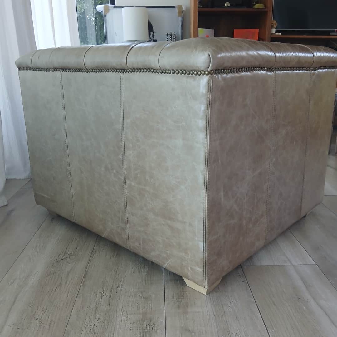 Par de sillones estilo Chester