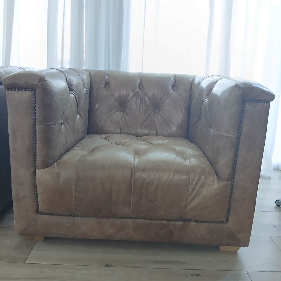 Par de sillones estilo Chester