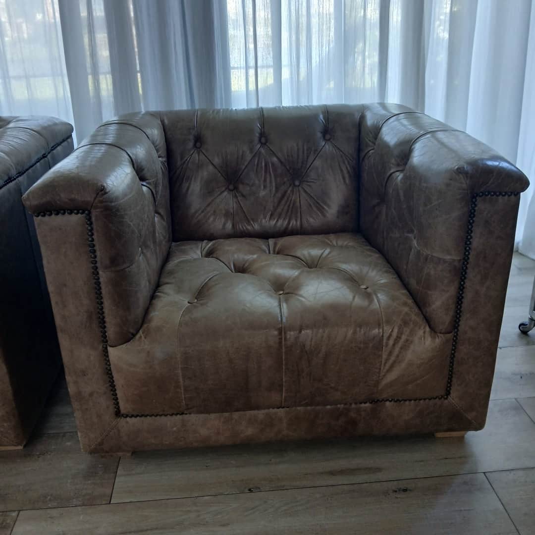 Par de sillones estilo Chester