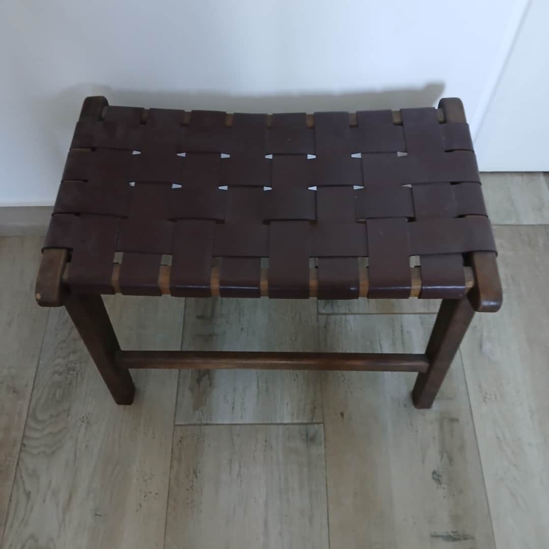 Banco en madera y cuero