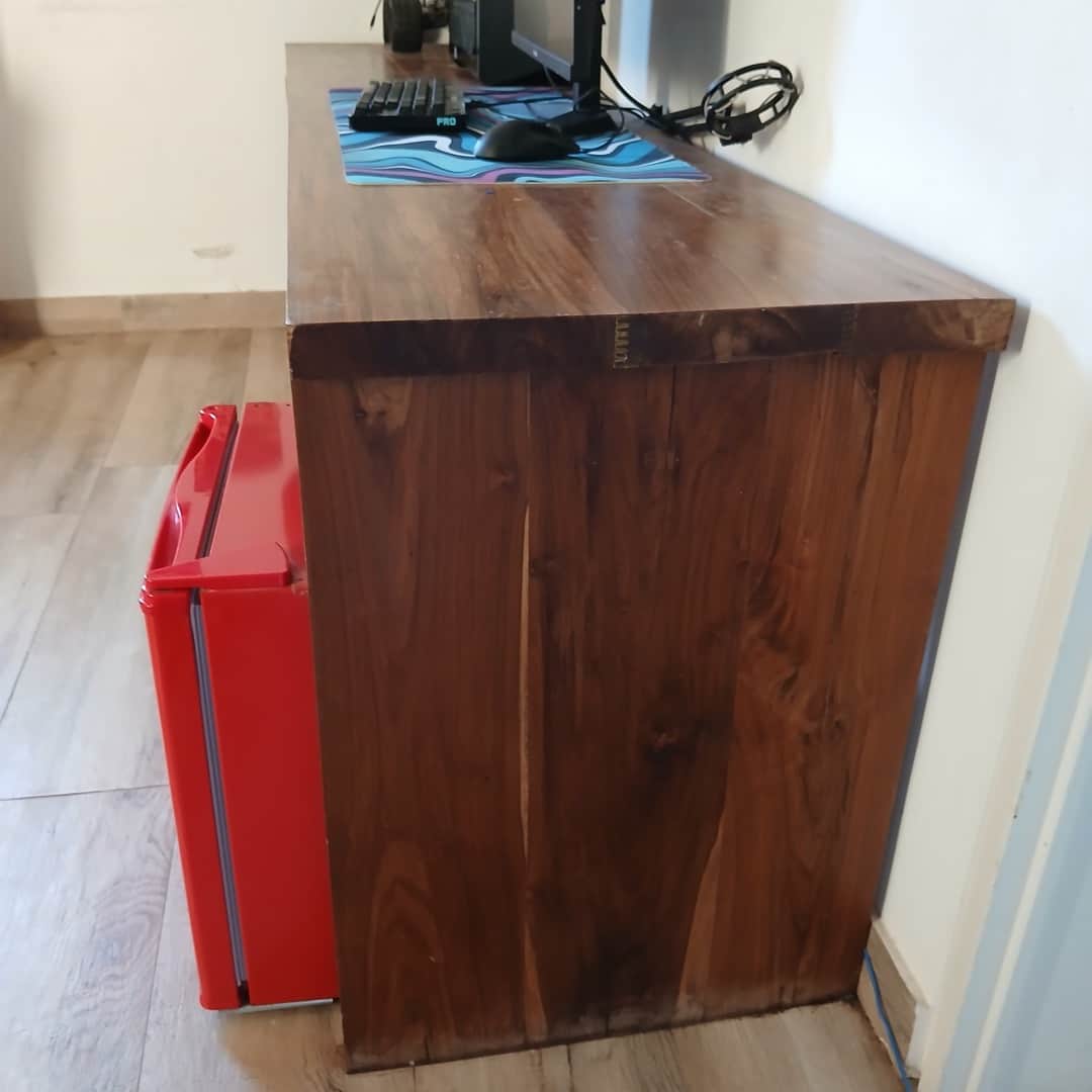 Escritorio en madera