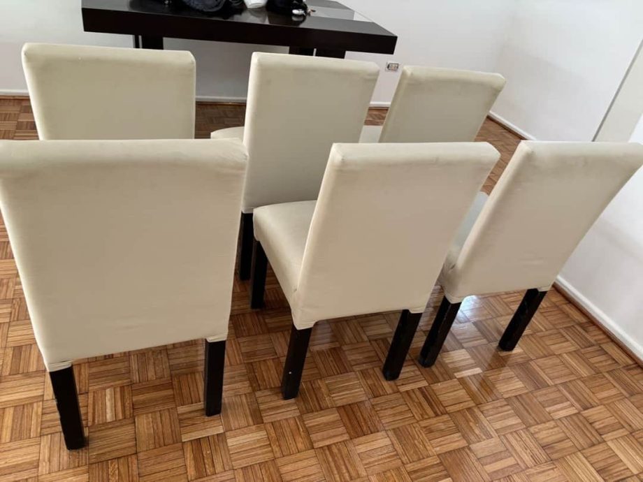 Sillas en cuerina