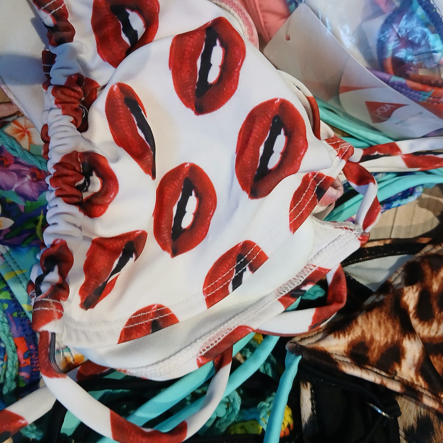 Lote de bikinis