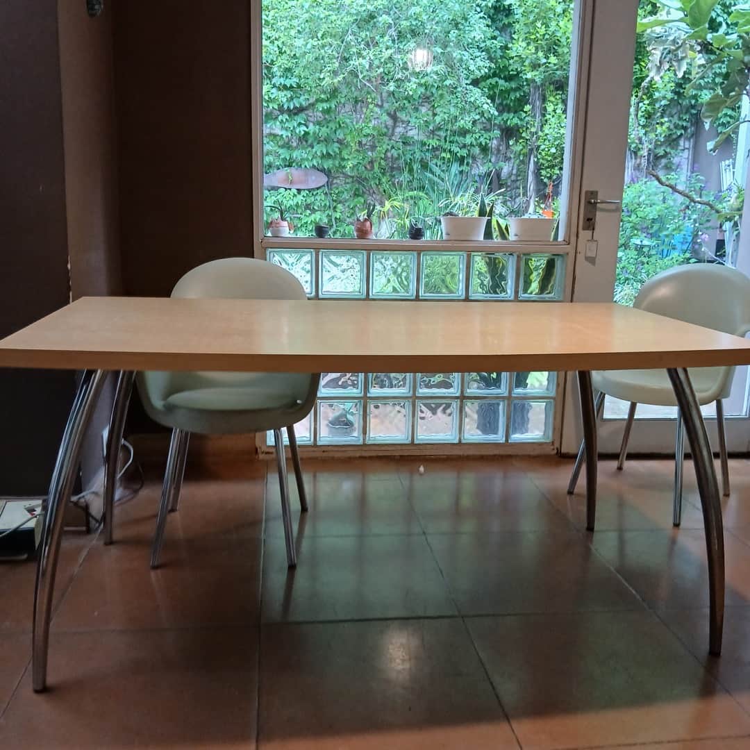 Mesa de comedor diario