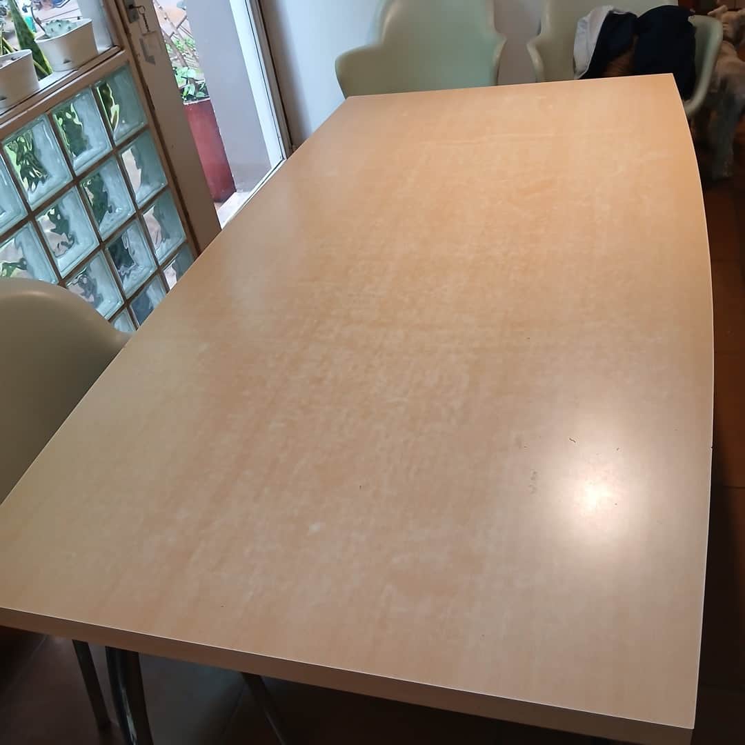 Mesa de comedor diario