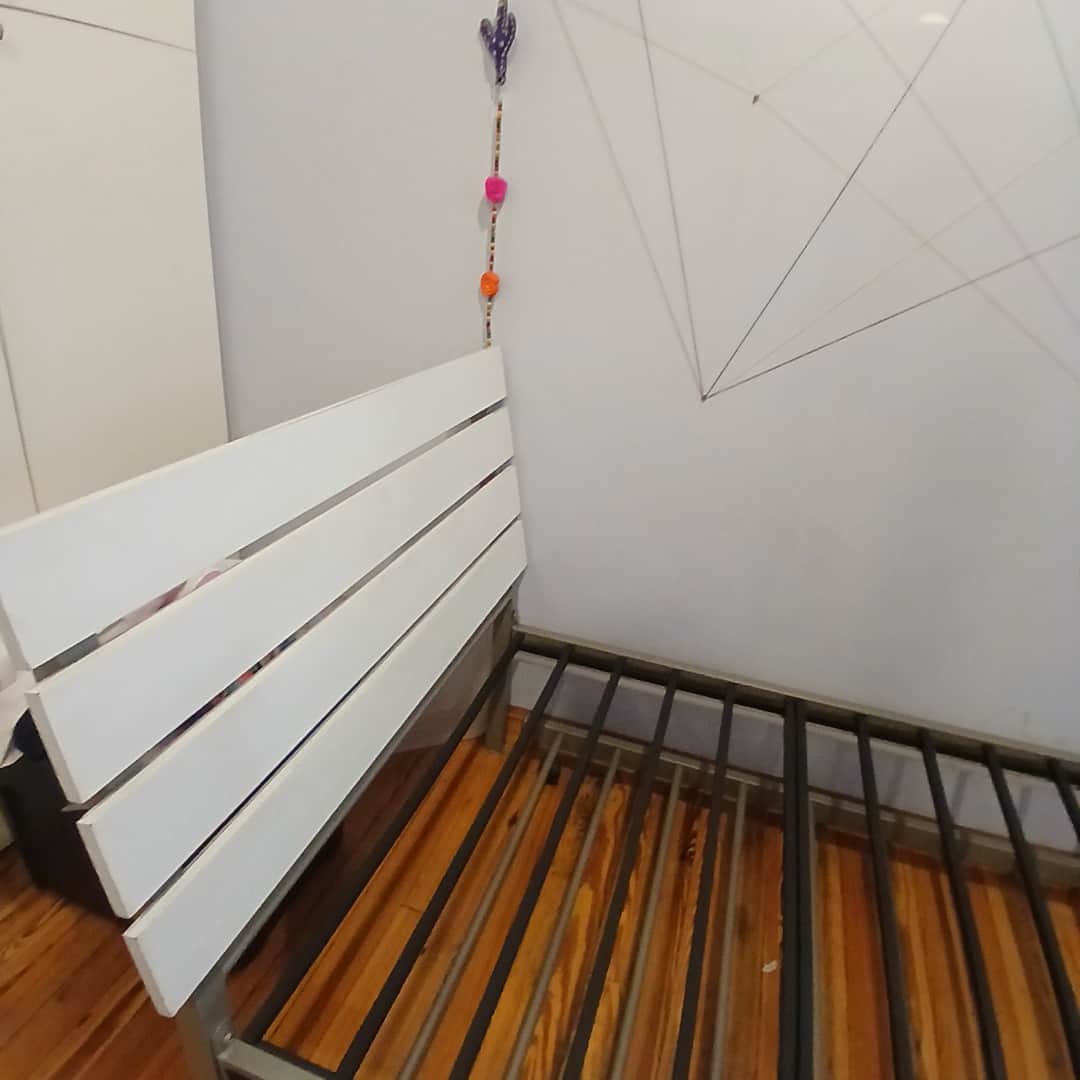 Cama en hierro