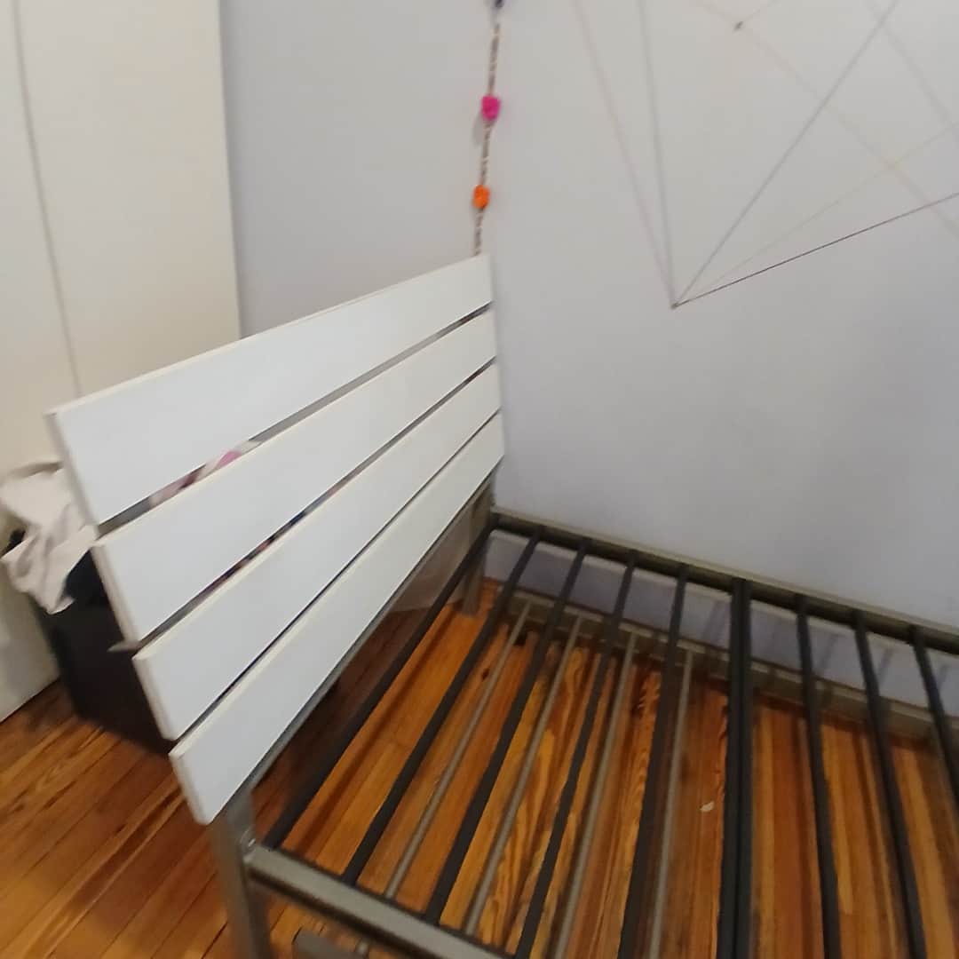 Cama en hierro