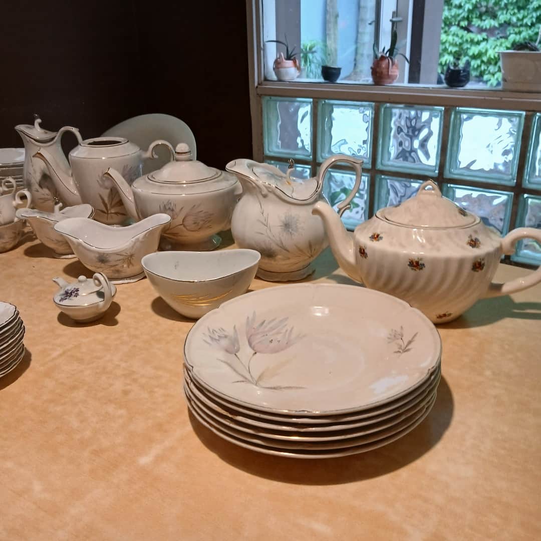 Lote de vajilla nacional