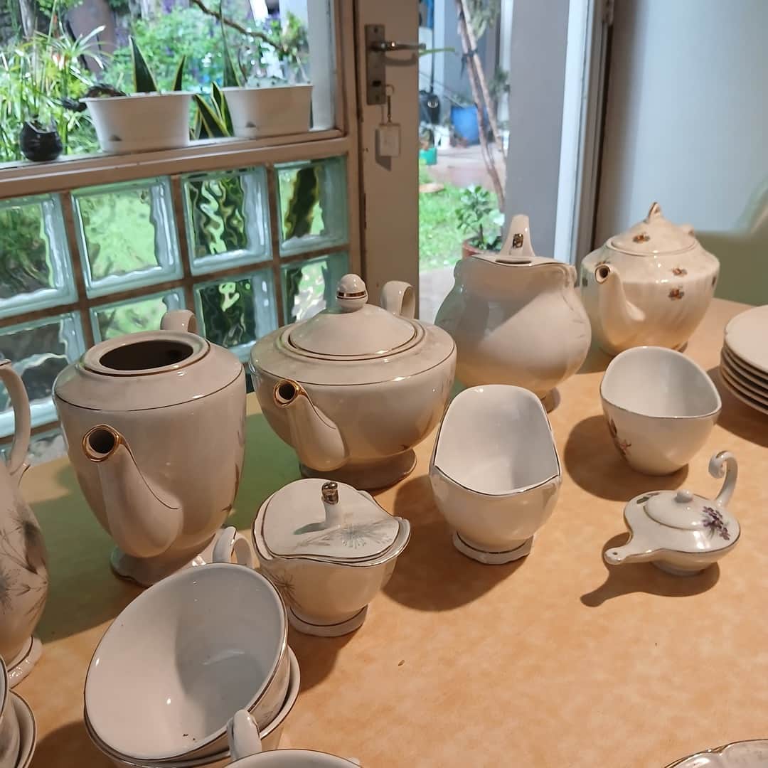 Lote de vajilla nacional