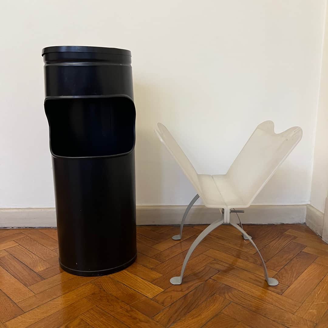 Papelero y revistero de diseño