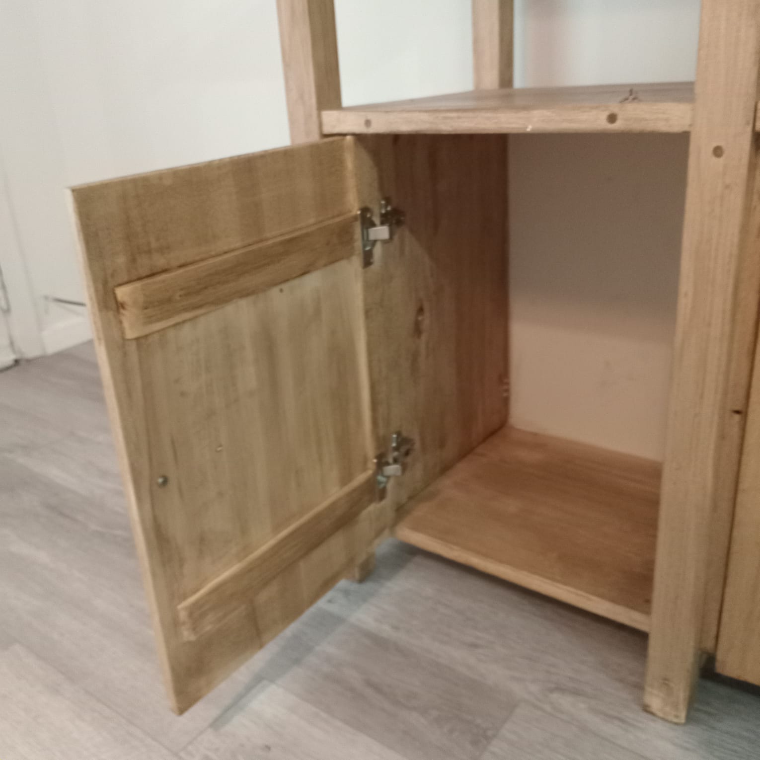 Rack de TV en madera
