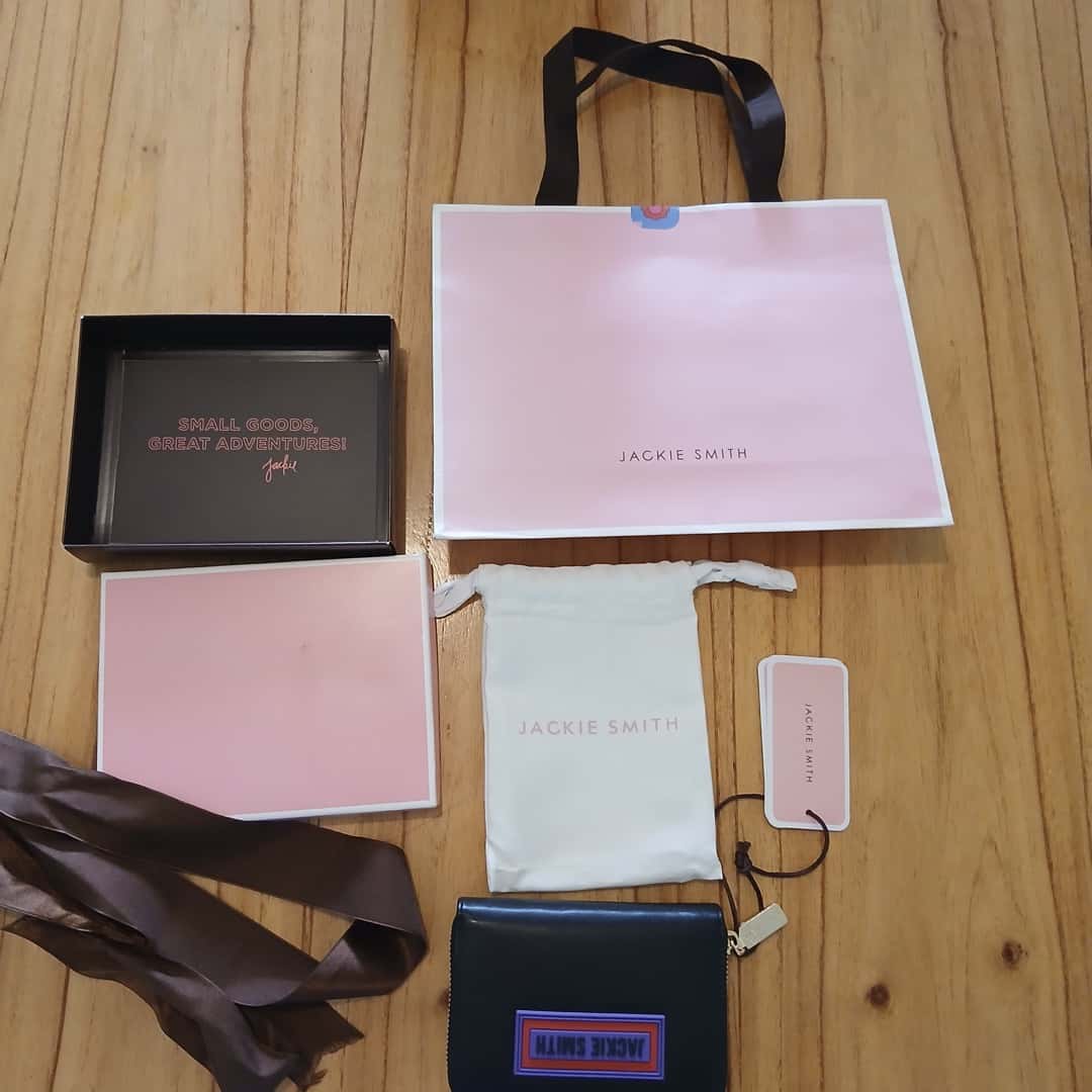 Billetera Jackie Smith