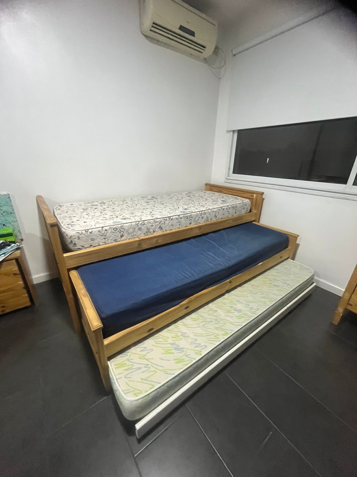 Cama nido de pino con 3 colchones