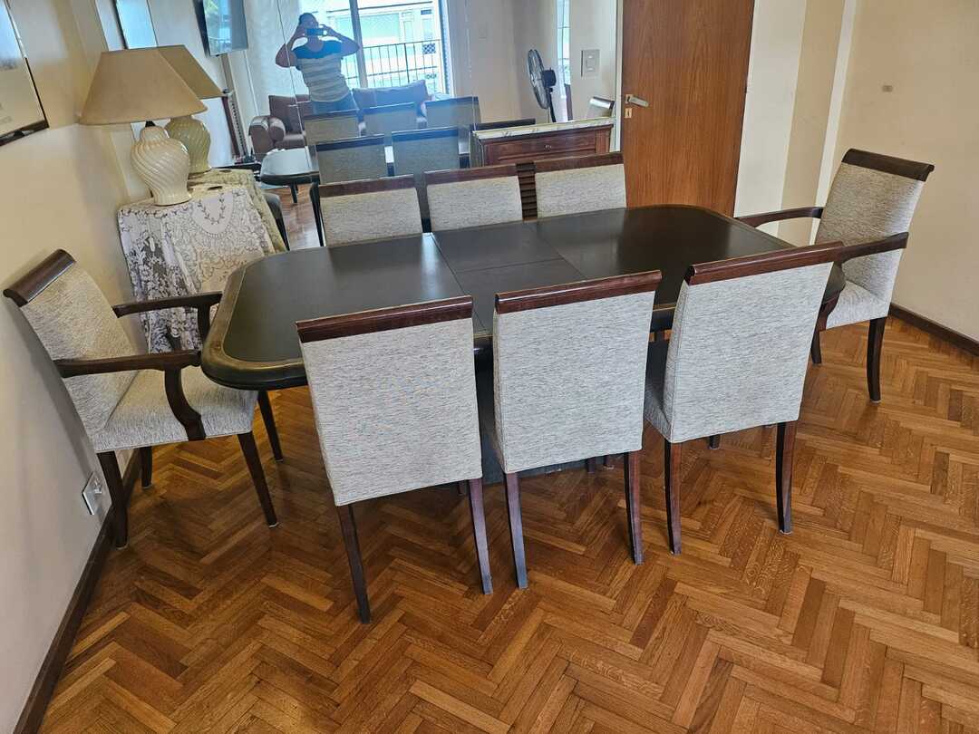 Juego de comedor Casa Lanin