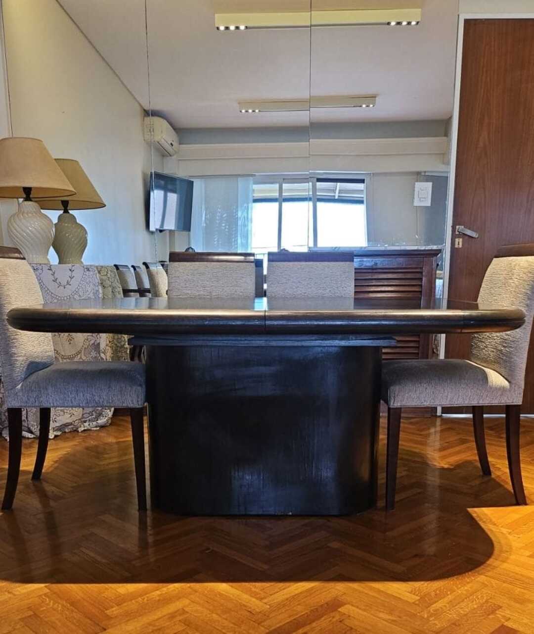 Juego de comedor Casa Lanin