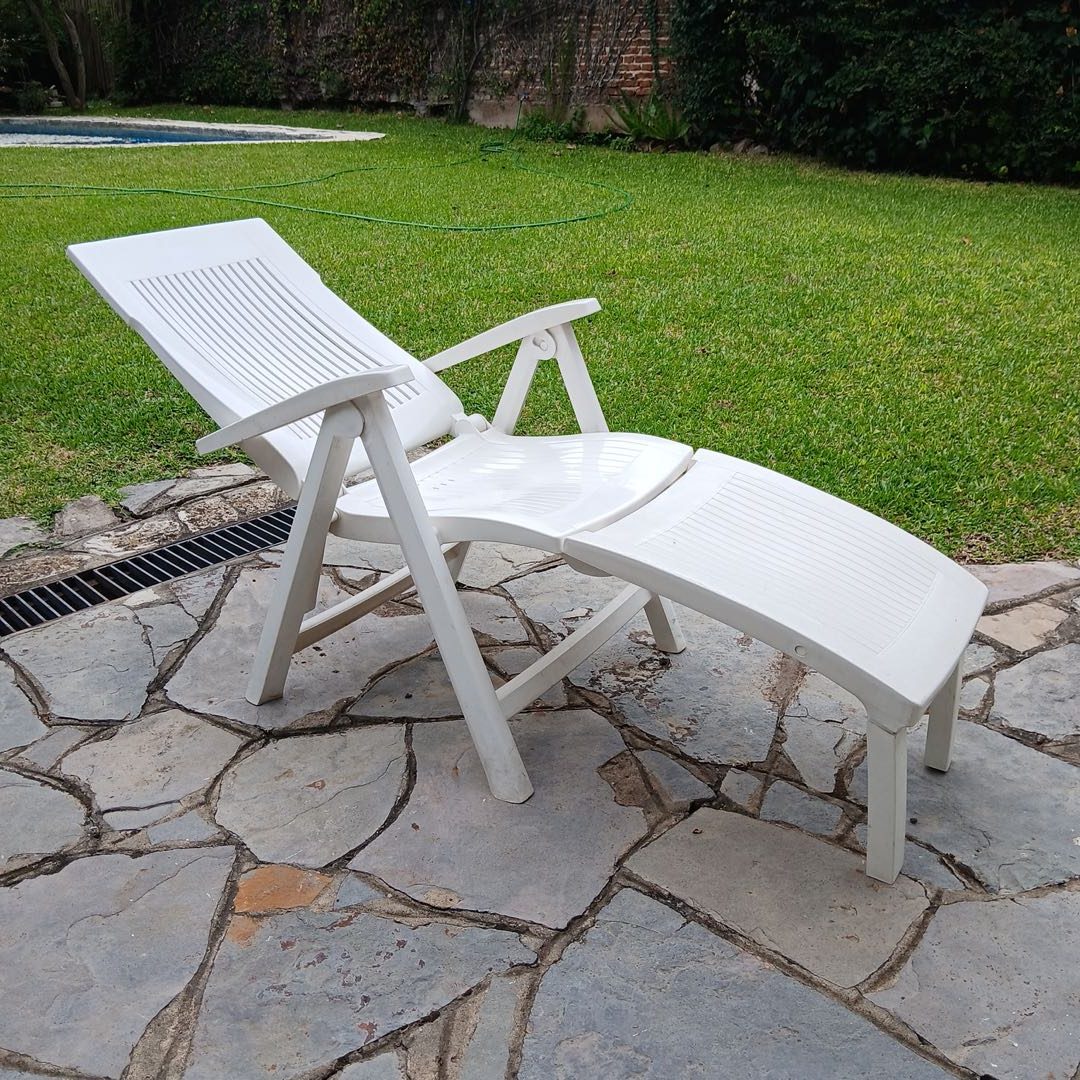 Reposera de plástico