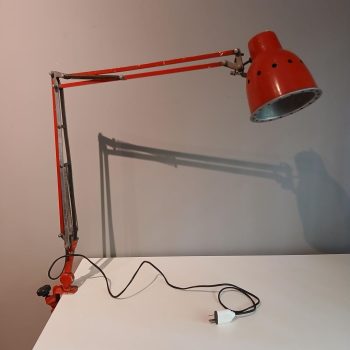 Lámpara de escritorio